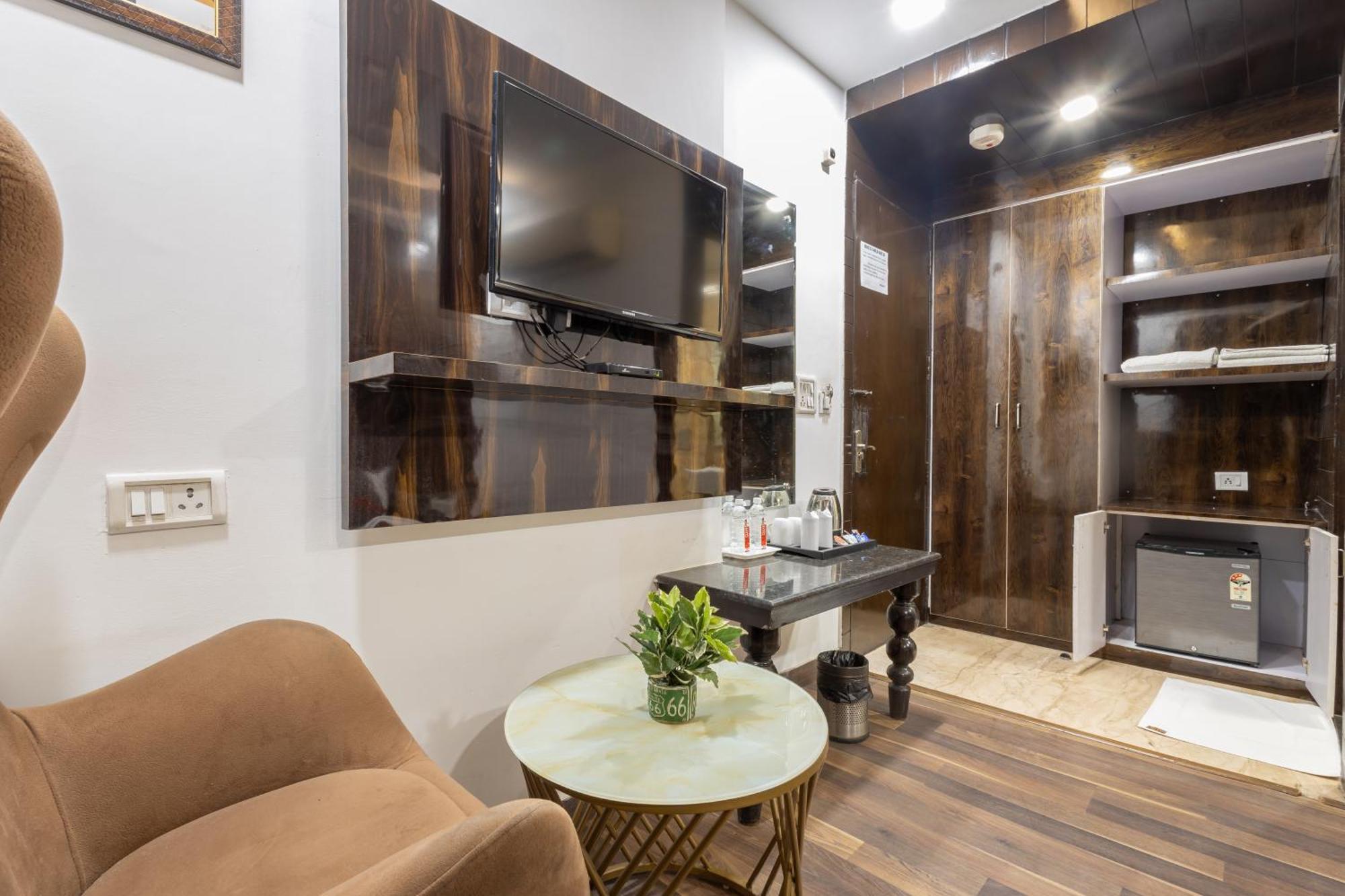 Hotel Gold Souk - Karol Bagh Делі Екстер'єр фото