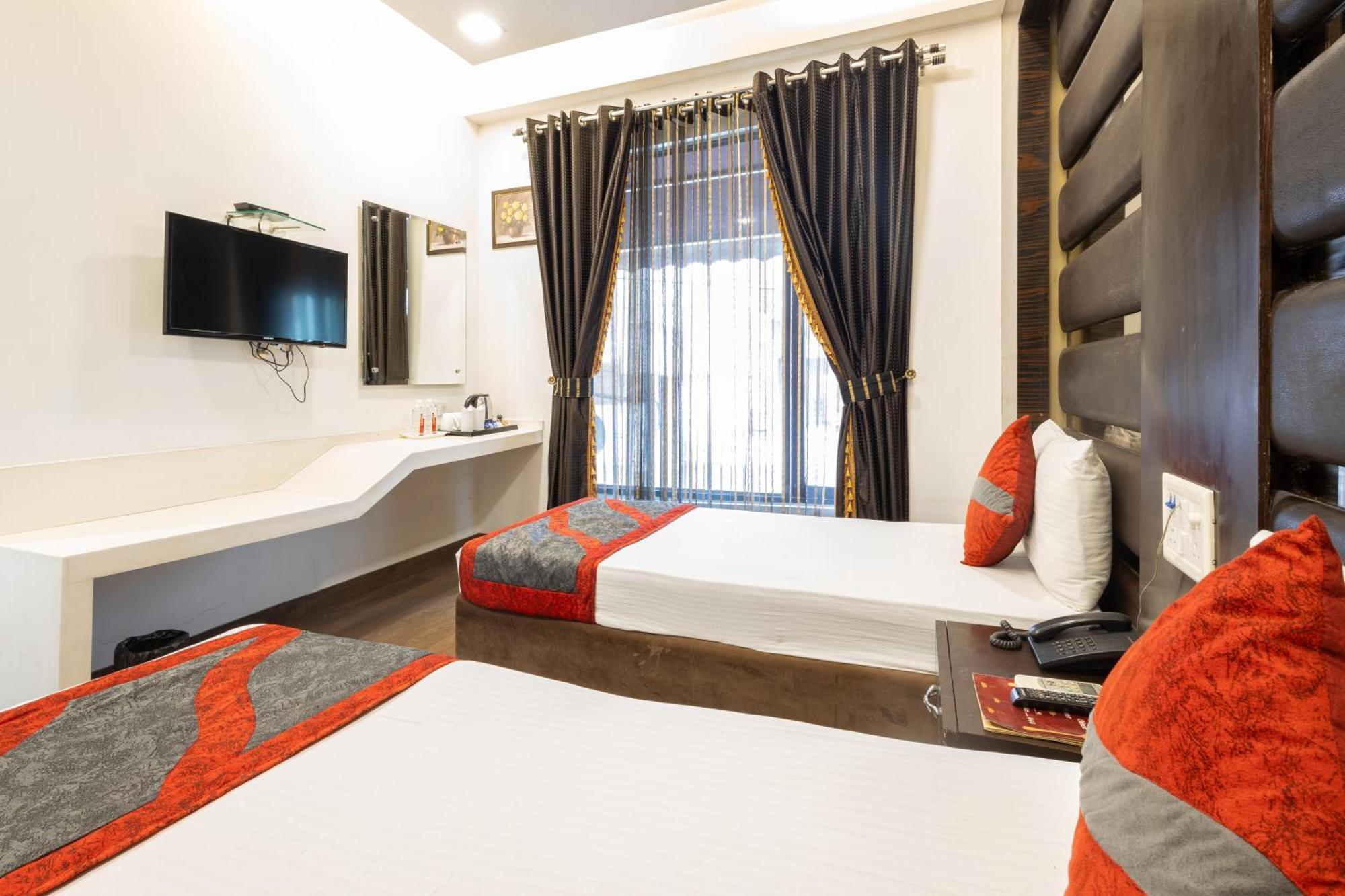 Hotel Gold Souk - Karol Bagh Делі Екстер'єр фото