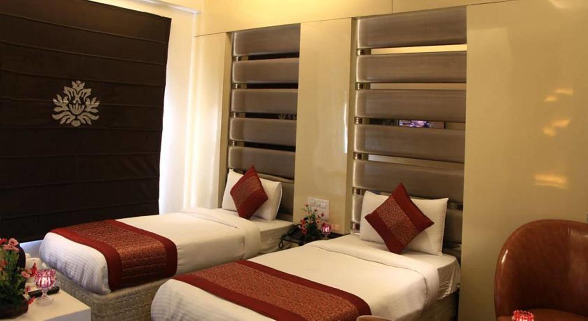 Hotel Gold Souk - Karol Bagh Делі Екстер'єр фото